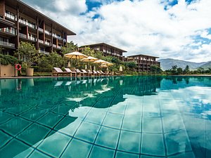 atta Lakeside Resort Suite in Mu Si, image may contain: Hotel, Resort, Pool, Water
