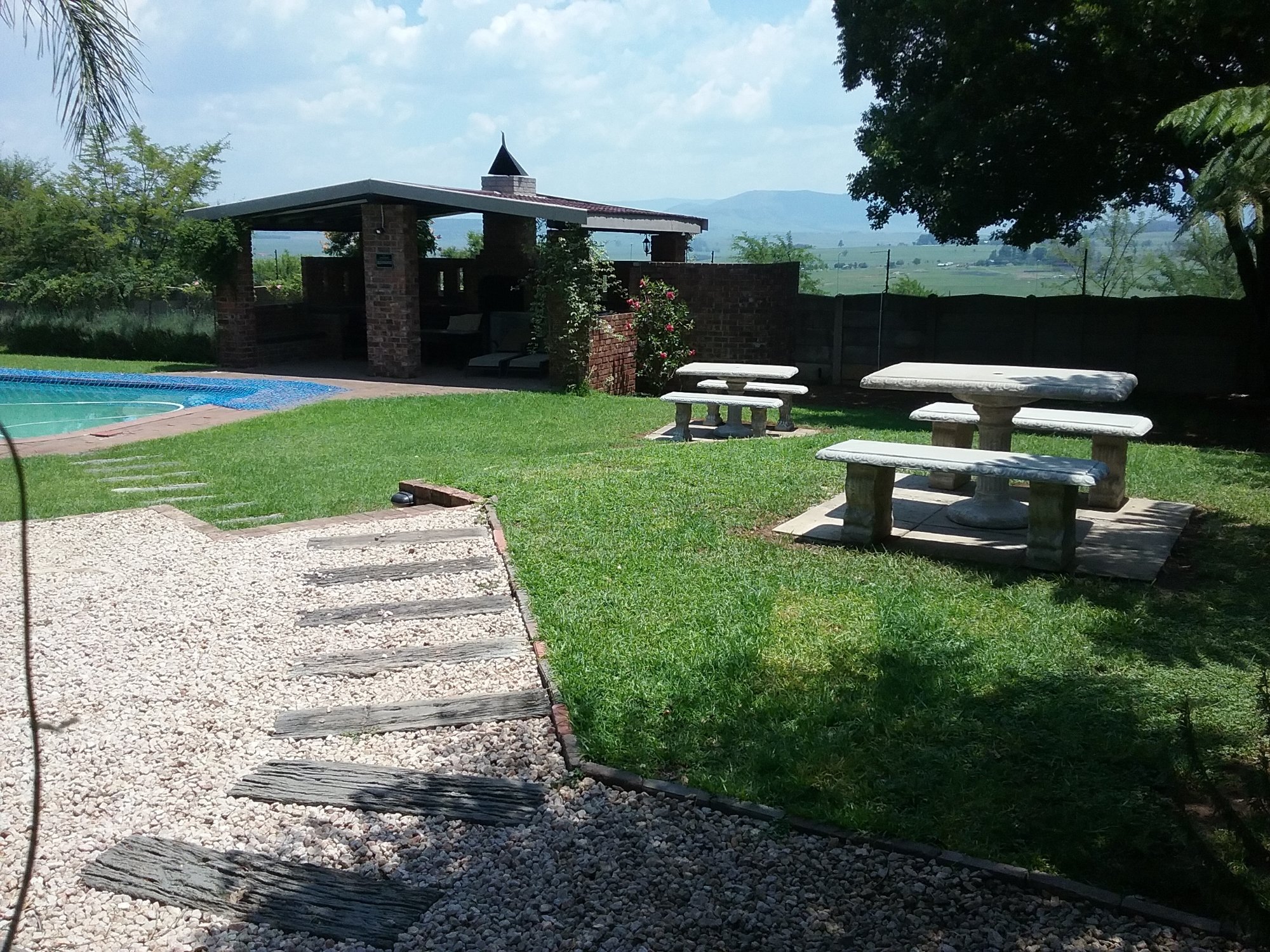 Hotel photo 16 of iLawu Guest Lodge.