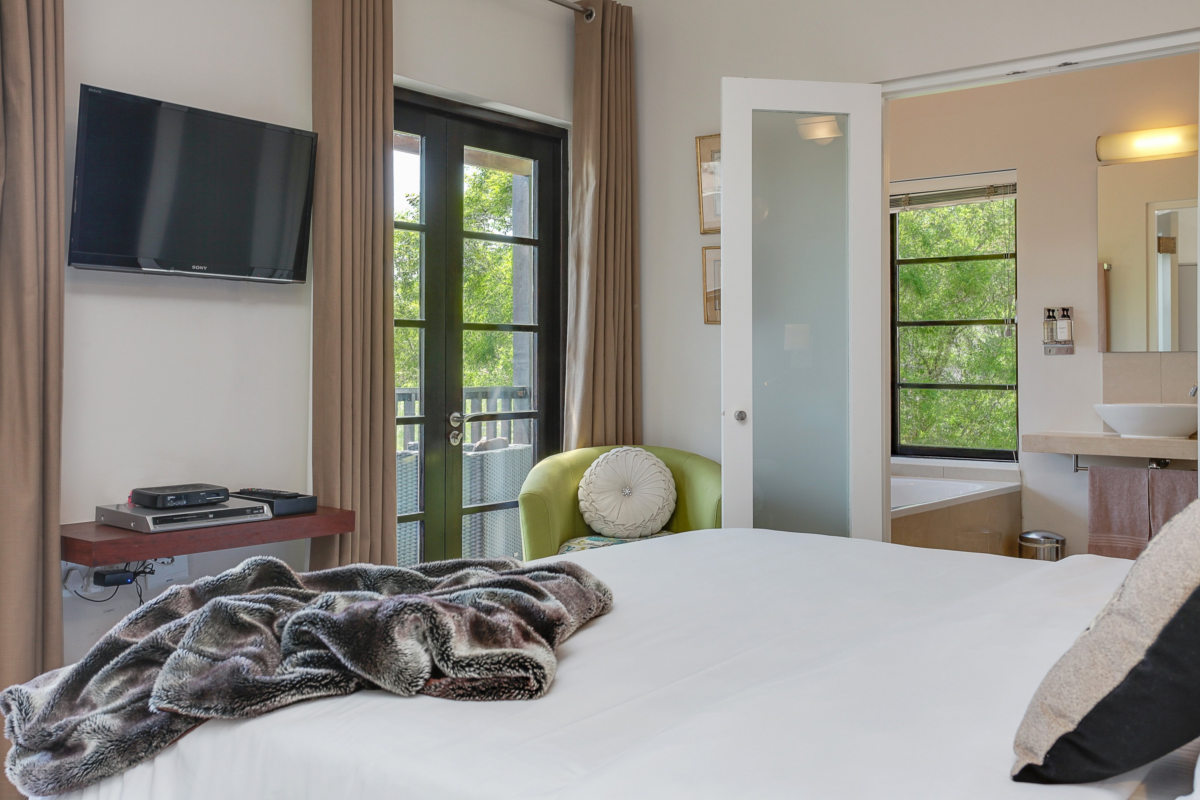 Hotel photo 6 of Derwent House Boutique Hotel.