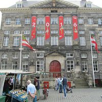 vanaf de markt gezien