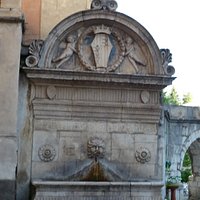 Fontana del Vecchio - by day