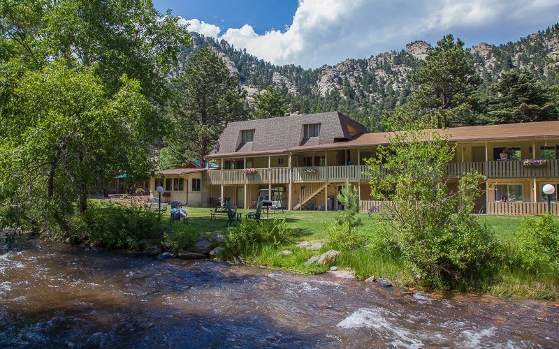 Deer Crest Resort on Fall River
