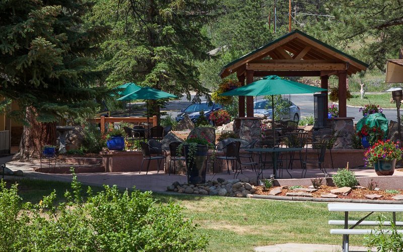 Deer Crest Courtyard