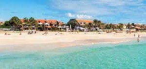 Piscina e praia