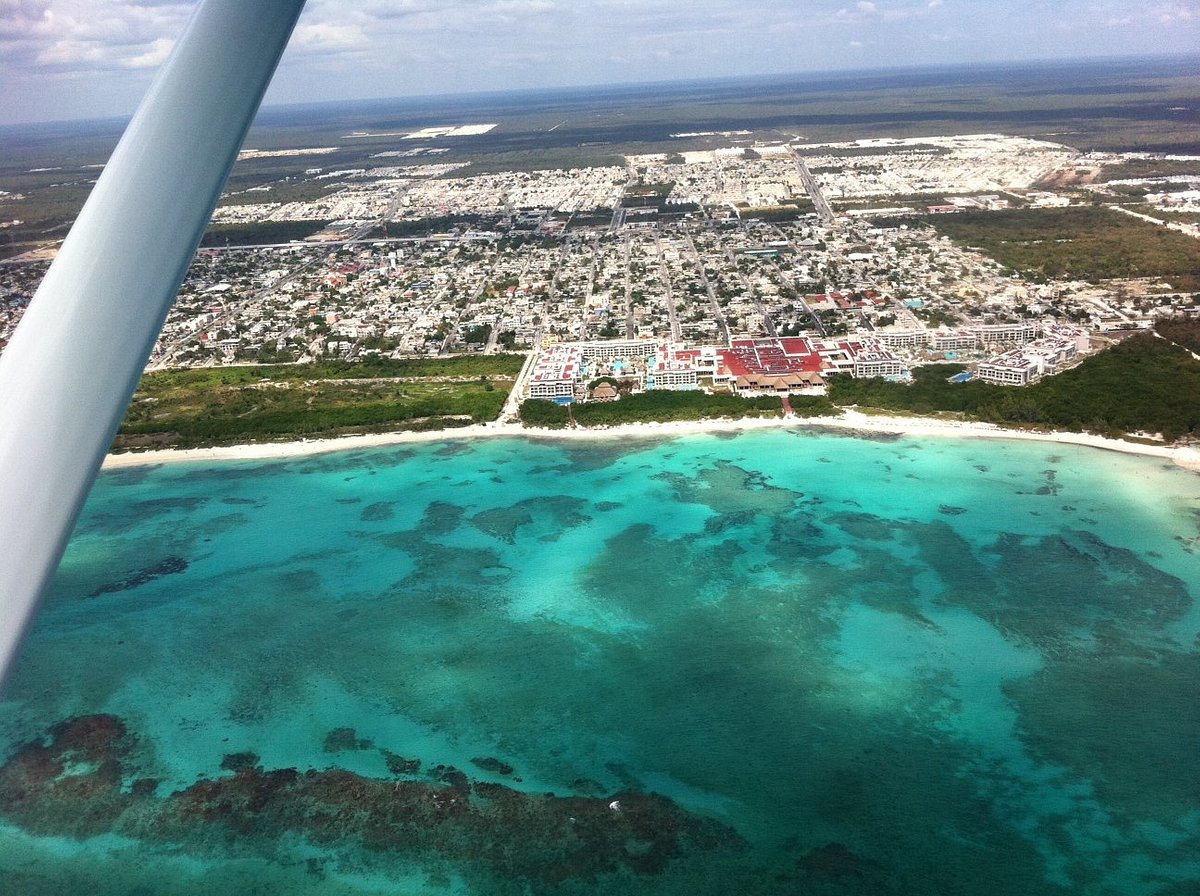 airplane tours cancun