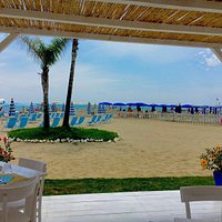 Stabilimento balneare ed ottimo ristorante