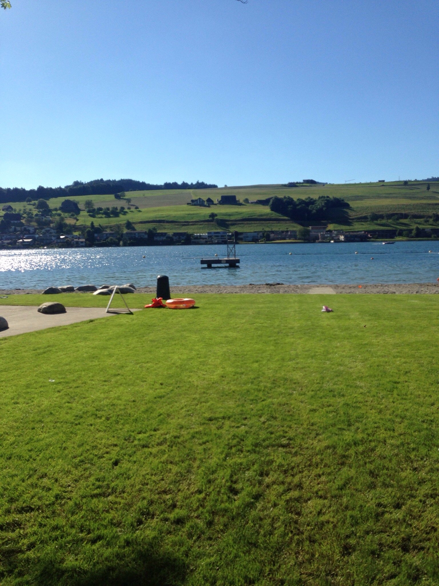 SEEBAD MIT STRAND AM VIERWALDSTATTERSEE (Kuessnacht Am Rigi): All You ...