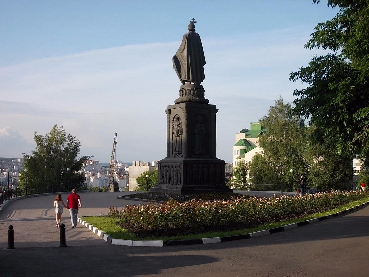 MONUMENT TO VLADIMIR THE GREAT: All You Need to Know BEFORE You Go (with  Photos)