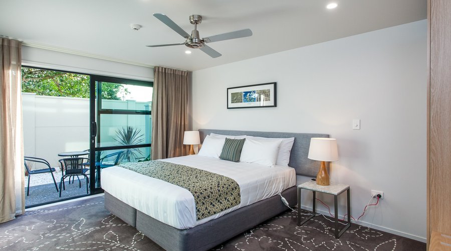 Luxury Super King Beds