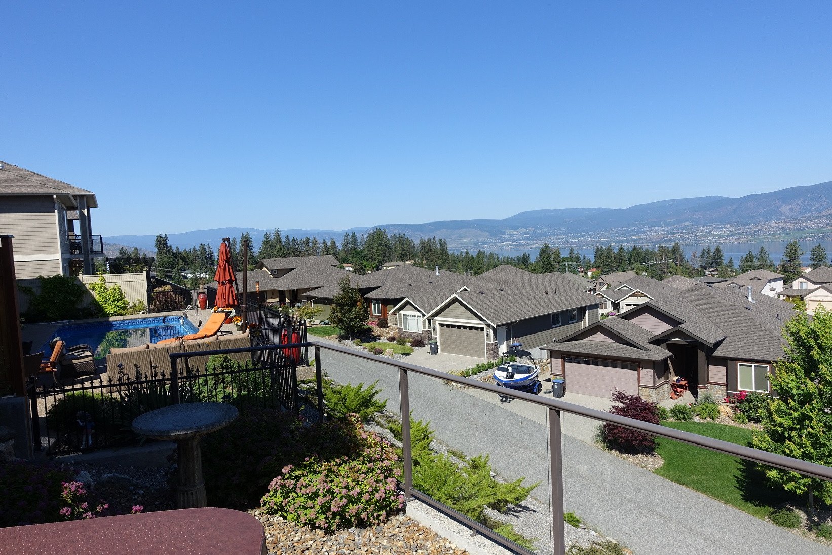 BE AND BE BED & BREAKFAST - B&B Reviews (Kelowna, Okanagan Valley)