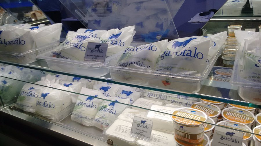 vitrine com produtos