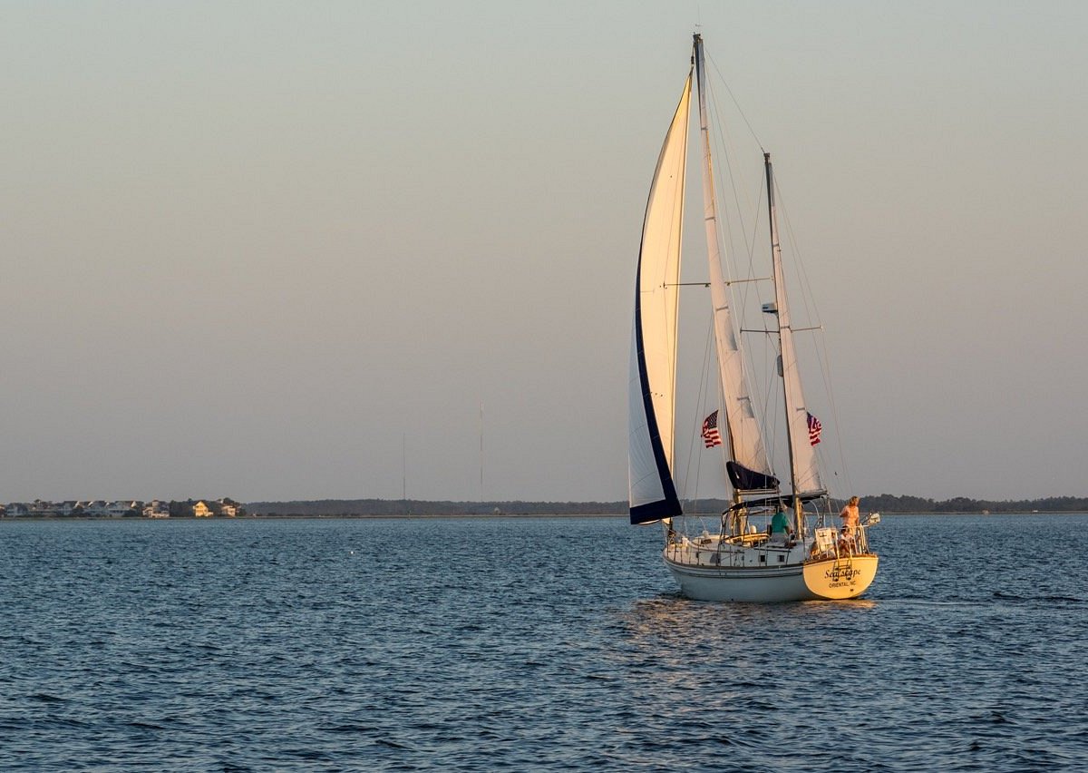 sail boat tours outer banks