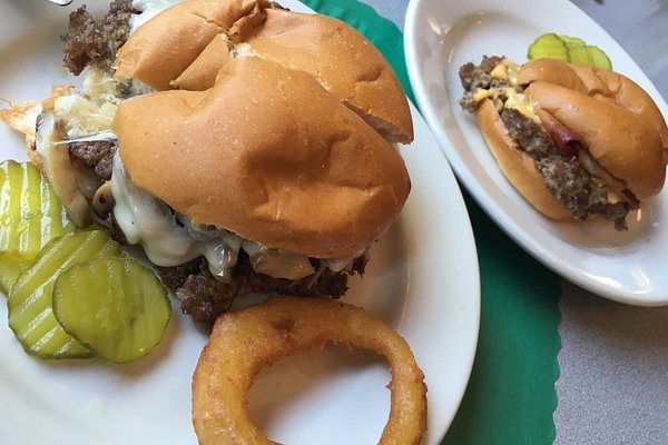 K LAMAY'S STEAMED CHEESEBURGERS, Meriden - Photos & Restaurant Reviews -  Order Online Food Delivery - Tripadvisor