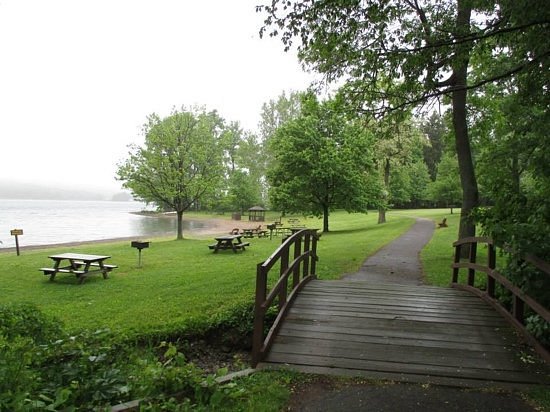 KEUKA LAKE STATE PARK CAMPGROUND - Reviews Bluff Point 