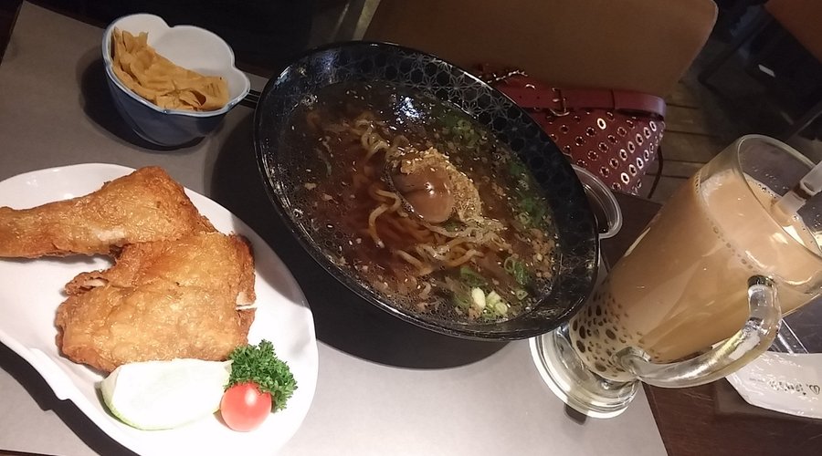 雞腿很大隻