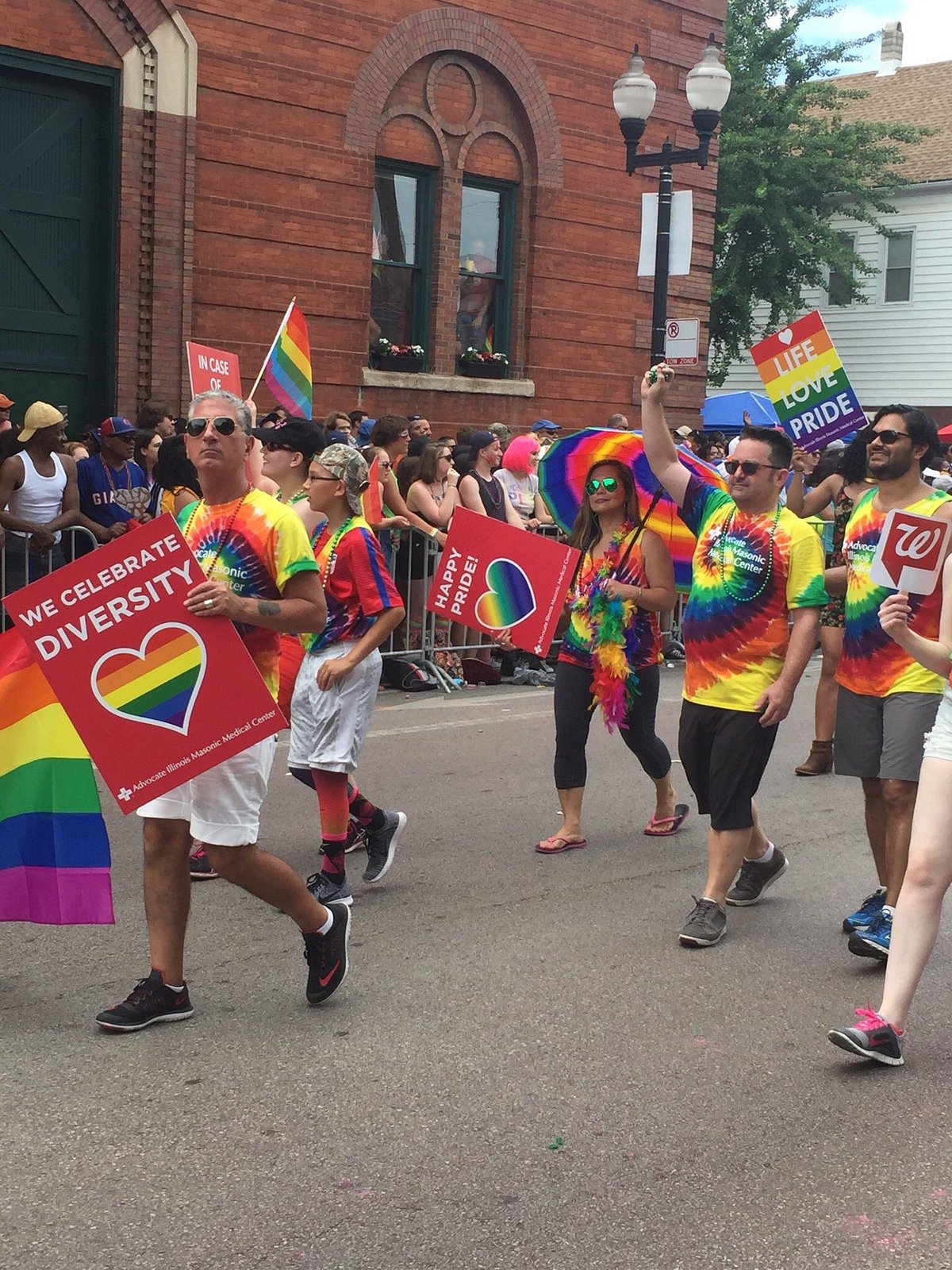 Chicago Pride Parade All You Need to Know BEFORE You Go