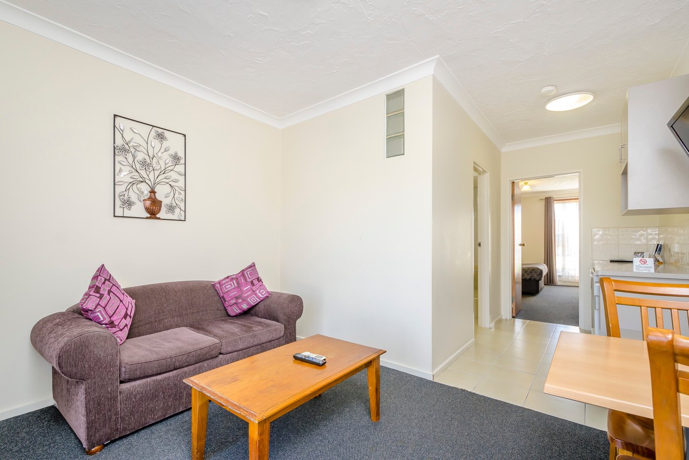 WERRIBEE MOTEL & APARTMENTS (AU$144): 2023 Prices & Reviews - Photos of ...