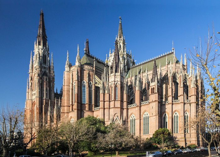 Vista posterior de la Catedral desde la esquina de 15 y 51 de tarde composición de 9 tomas
