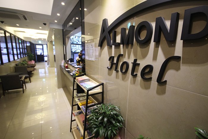 Green almond hotel 2