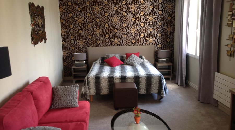 Une très grande chambre