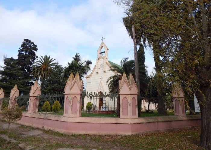 Vista lateral de la Iglesia