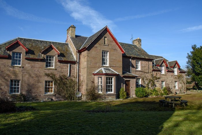 NEWMILL FARM - Updated 2024 Guest house Reviews (Stanley, Scotland)