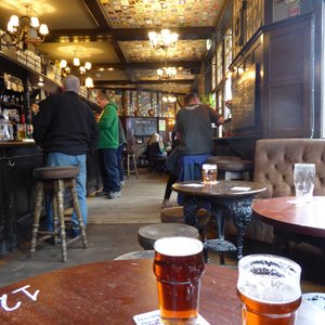 THE WHITE SWAN (Twickenham) - All You Need to Know BEFORE You Go