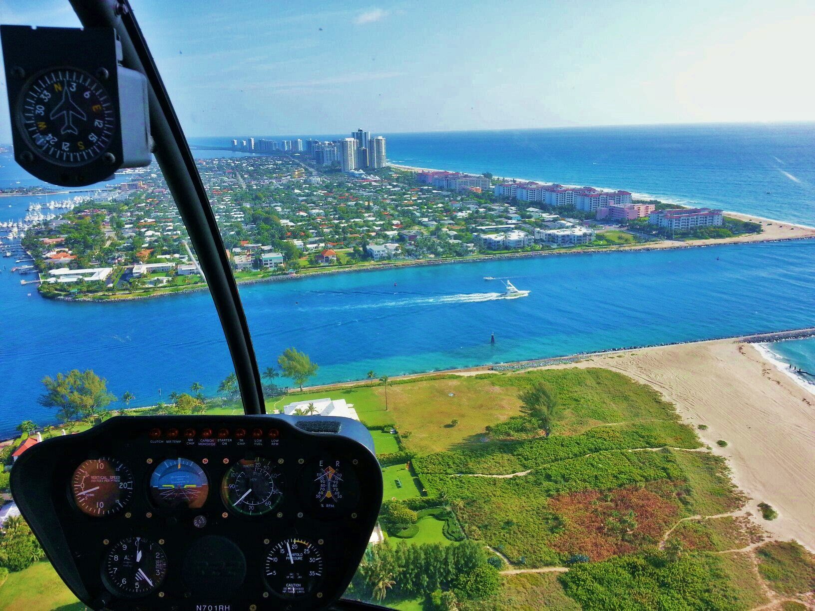 Experience the Thrill of Helicopter Rides in West Palm Beach