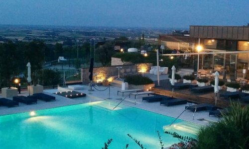 Terrazza sulla piscina