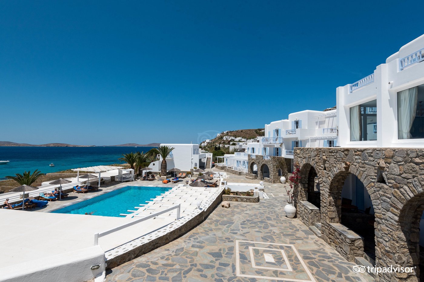 MANOULAS MYKONOS BEACH RESORT (Agios Ioannis Diakoftis)