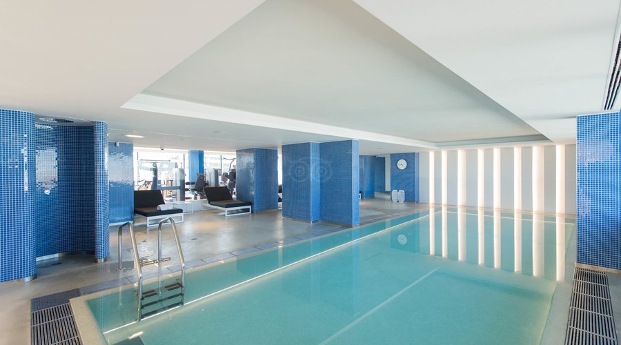 The E. Pool at the EVOLUTION Lisboa Hotel