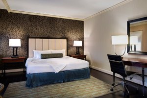 Room & Suite