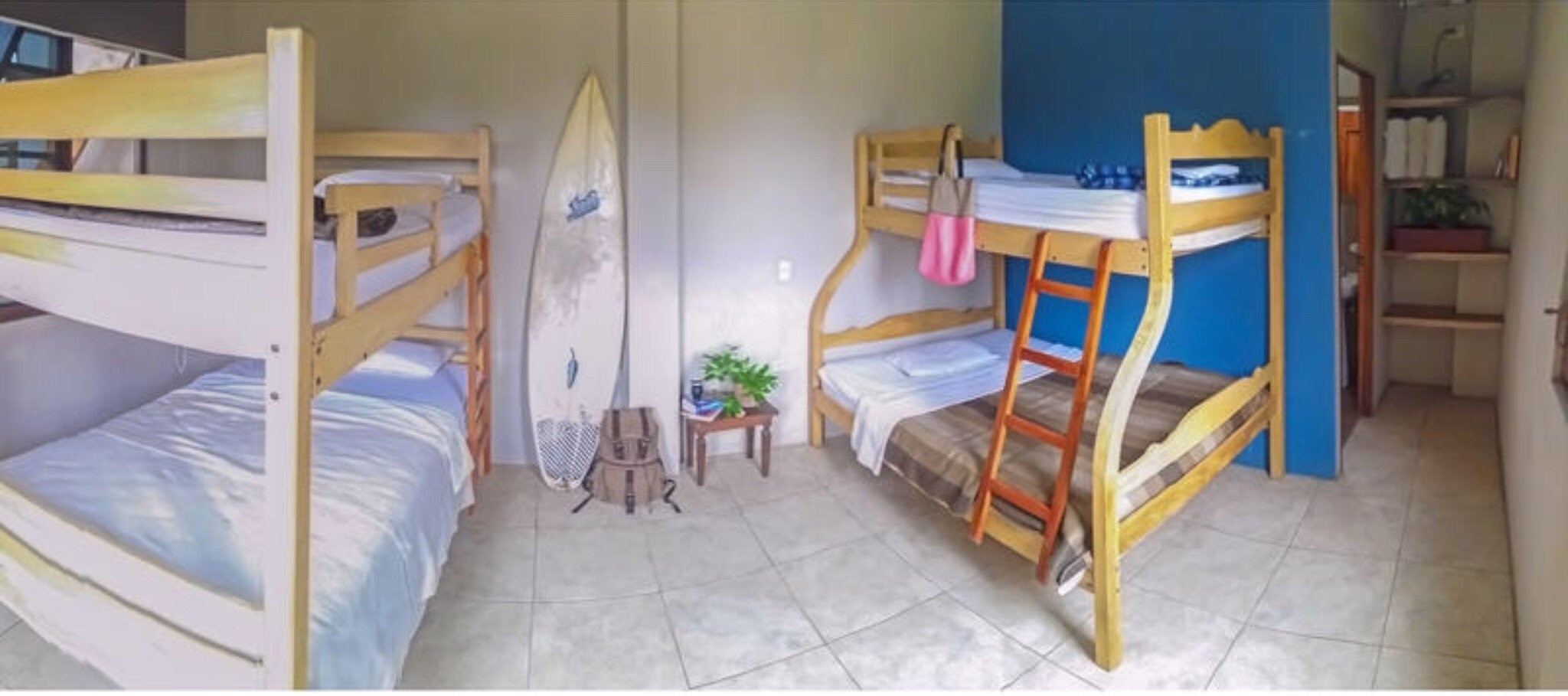 Hotel photo 4 of Hostal Moai.
