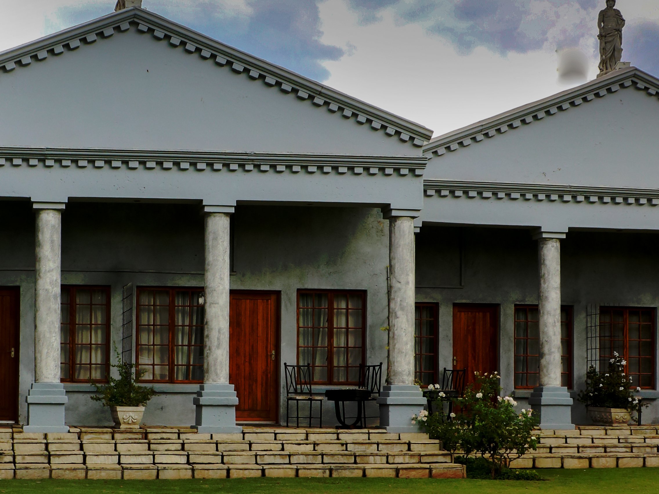 Hotel photo 9 of Ancient Emperor Guest Estate.