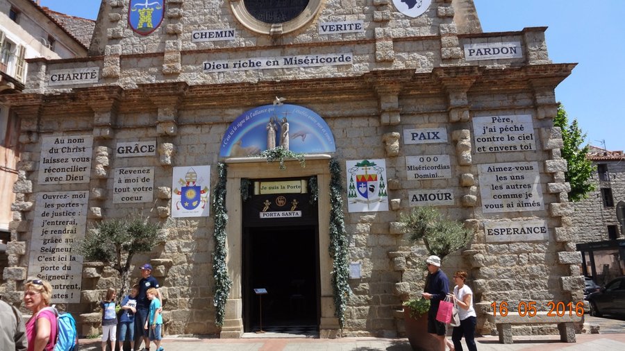 Façade de l'Église