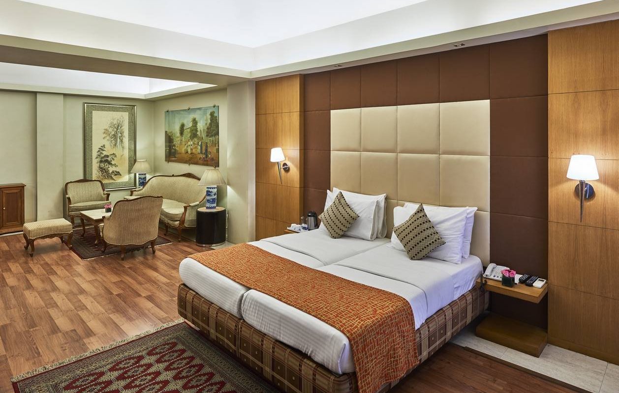 Astoria Hotel by null