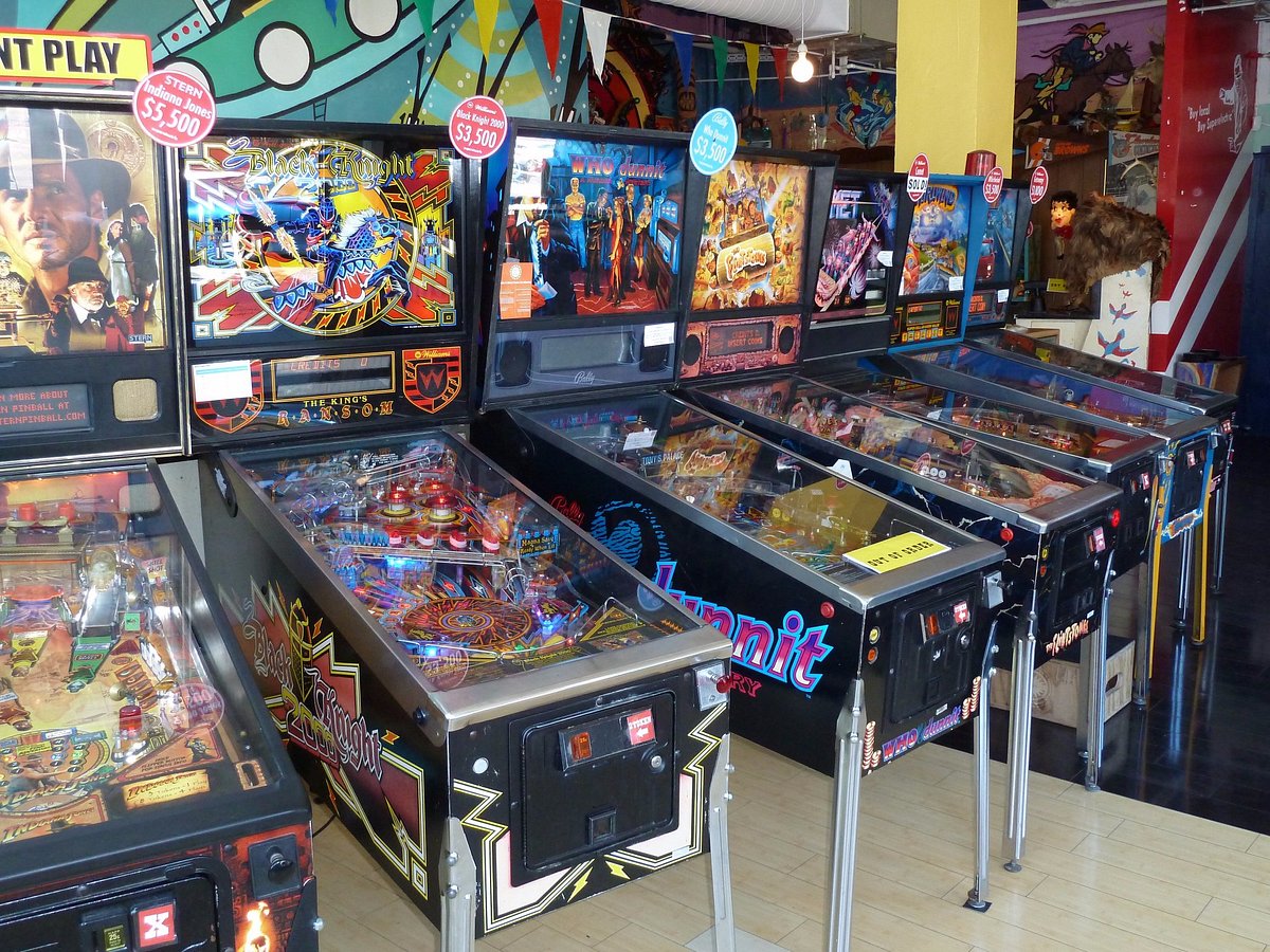 Play Pinball in Knoxville Near Me