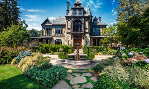 The Iconic Rhine House
