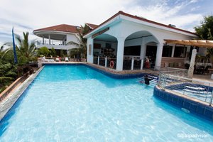 Eden Resort in Cebu Island, image may contain: Villa, Resort, Hotel, Pool
