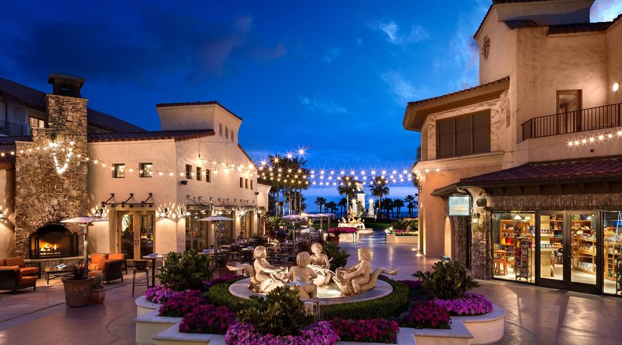 Shopping Village