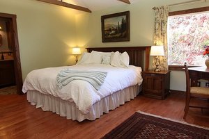 Room & Suite