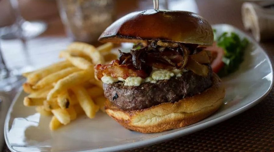 10 oz. Angus Burger