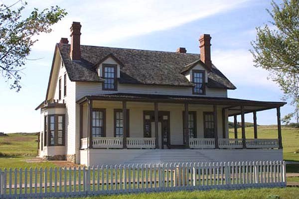 Custer House image