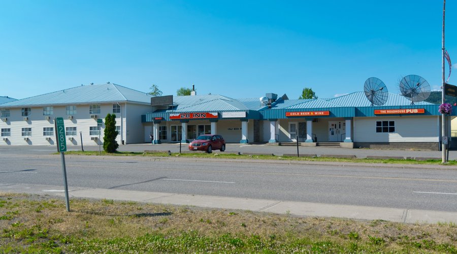 28 Inn building exterior. Spacious parking available!