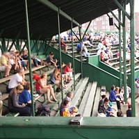 Cardines Field