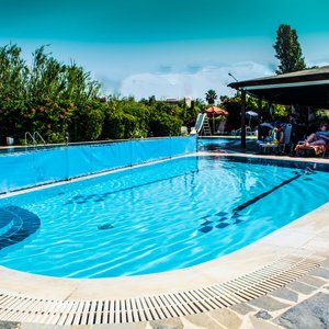 The Kamari Pool & bar.