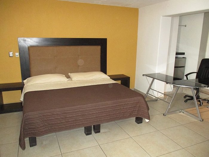 HOTEL FLORES - Prices & Inn Reviews (Guamuchil, Mexico - Sinaloa)