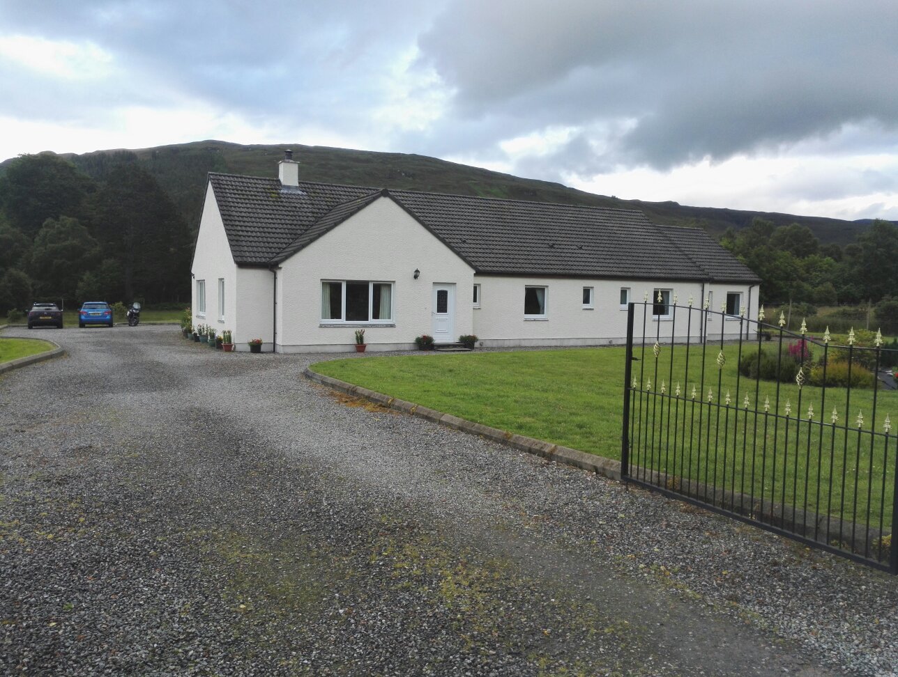 TARANSAY GUEST HOUSE: Bewertungen & Fotos (Kinlochewe, Schottland ...