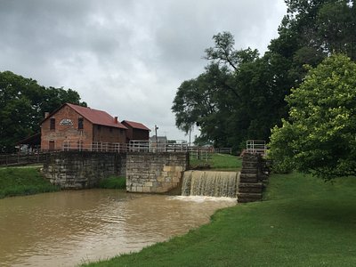 Connersville, Indianaలో కత్తెర విక్రయానికి