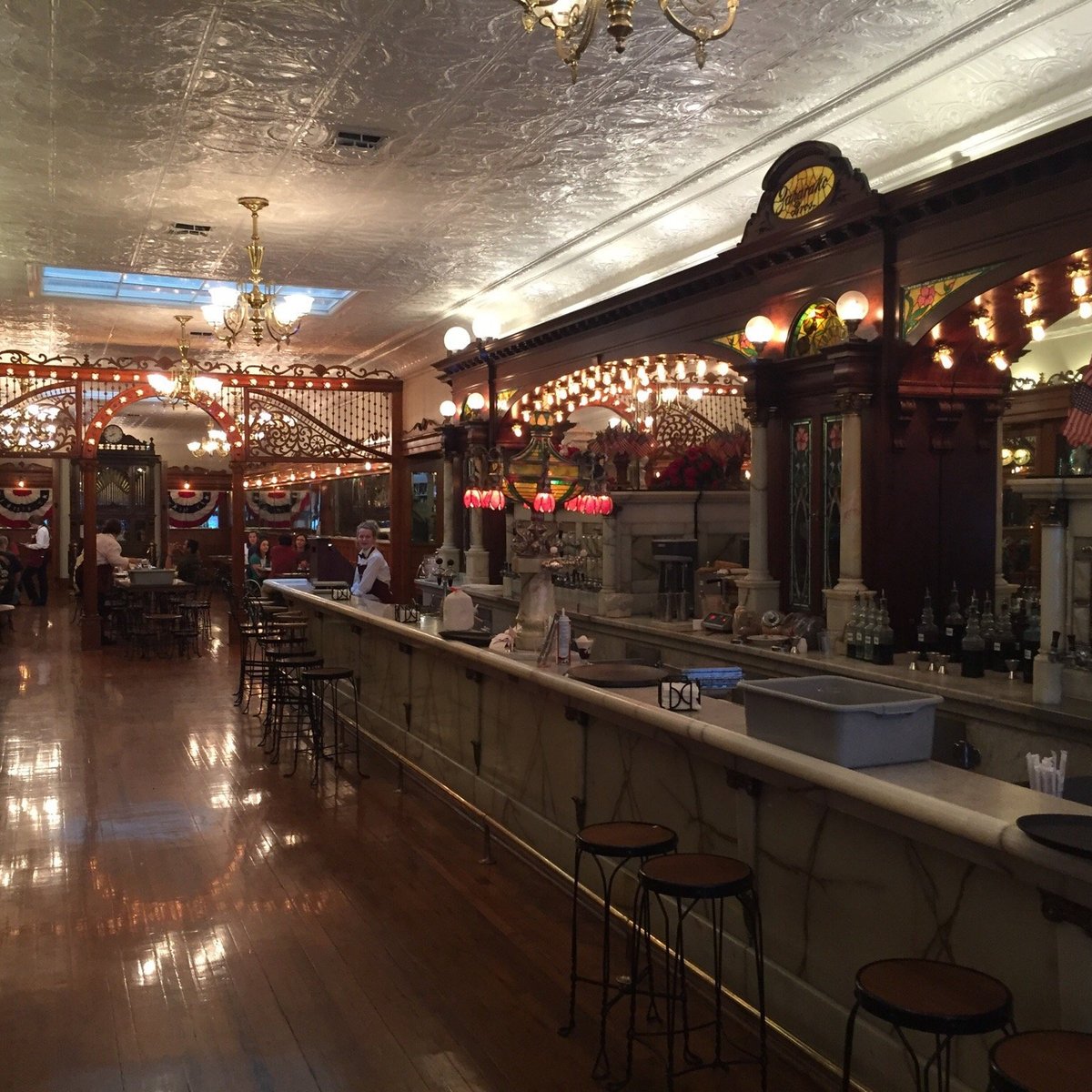 30 Vintage Photos of Ice Cream Parlors - Vintage Soda Fountain